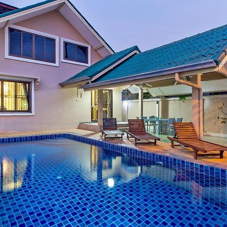 Pool Villa Tanzanite Near Walking Street Pattaya Exterior foto