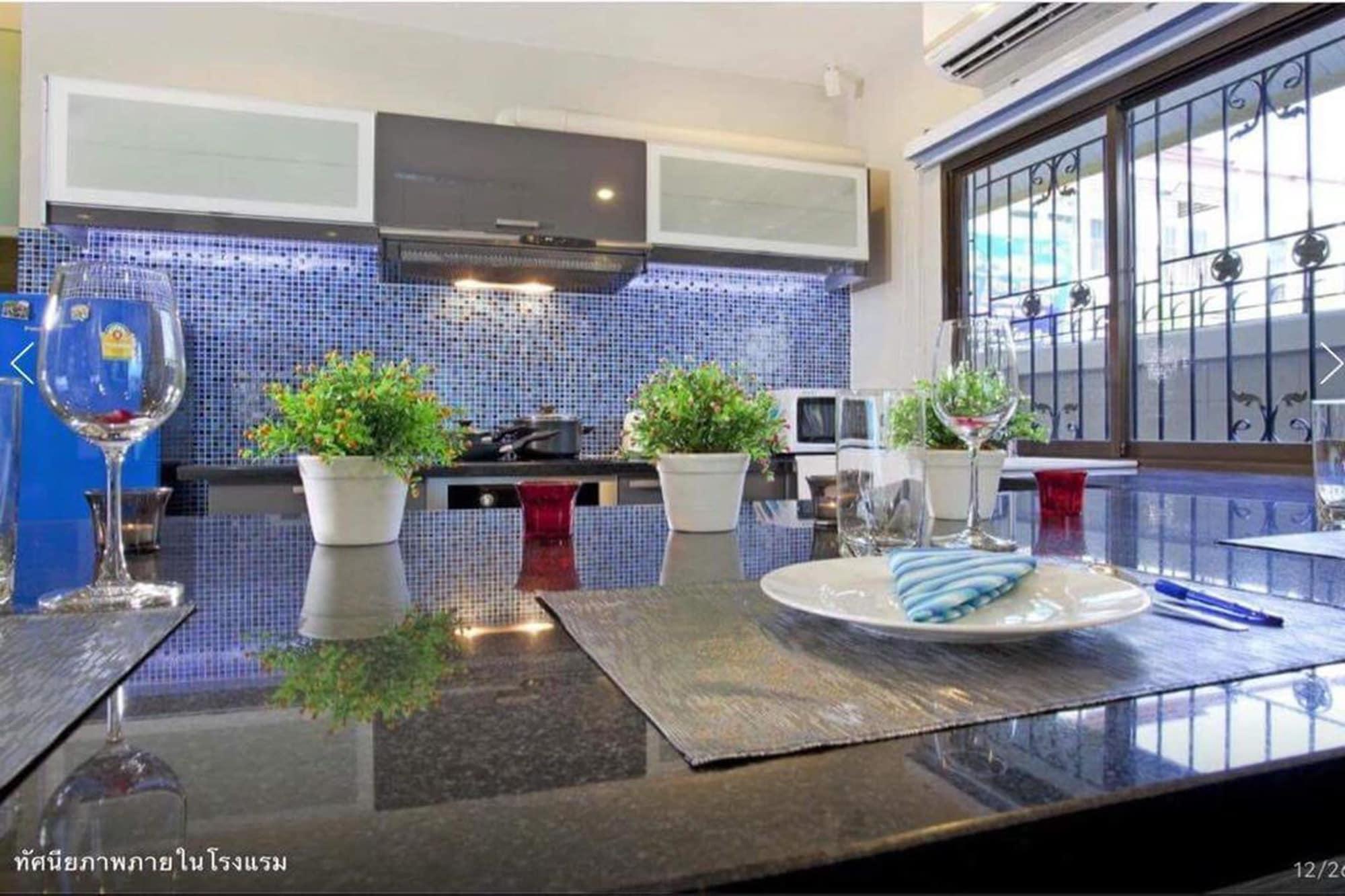 Pool Villa Tanzanite Near Walking Street Pattaya Exterior foto