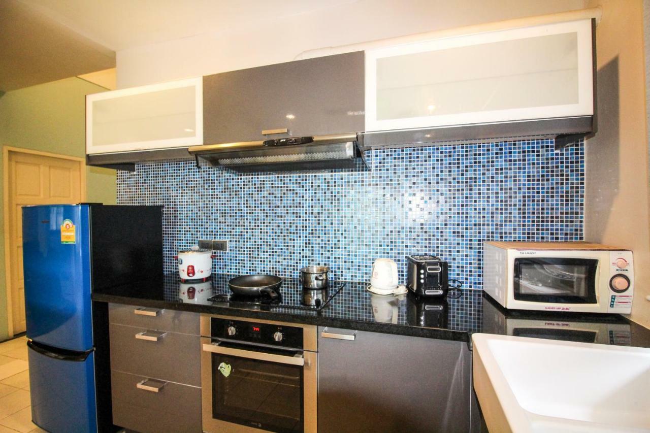 Pool Villa Tanzanite Near Walking Street Pattaya Exterior foto